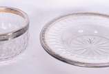 Conjunto com 8 lavandas com presentoir de crist... - Conjunto com 8 lavandas com presentoir de cristal frances lapidado e bordas com aros de prata contrastada, trabalhados com folhas de parreira e ...