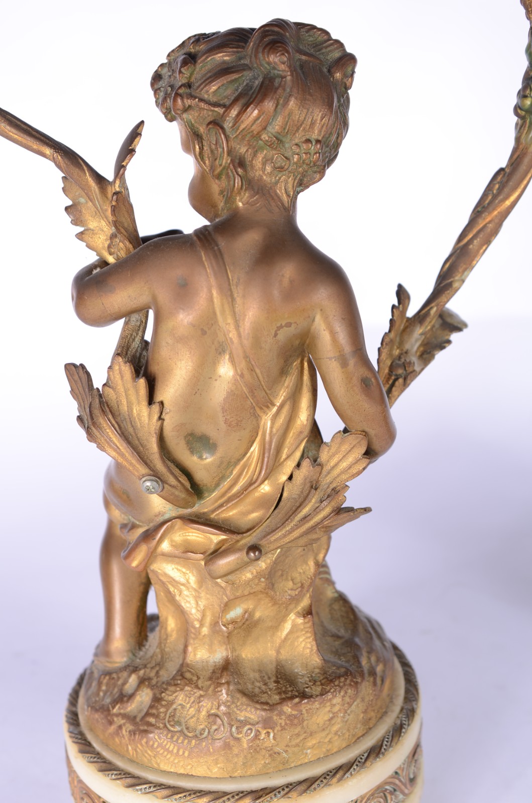 Par de candelabros de bronze dourado e mármore estilo Luis XVI... - foto 8 de 11