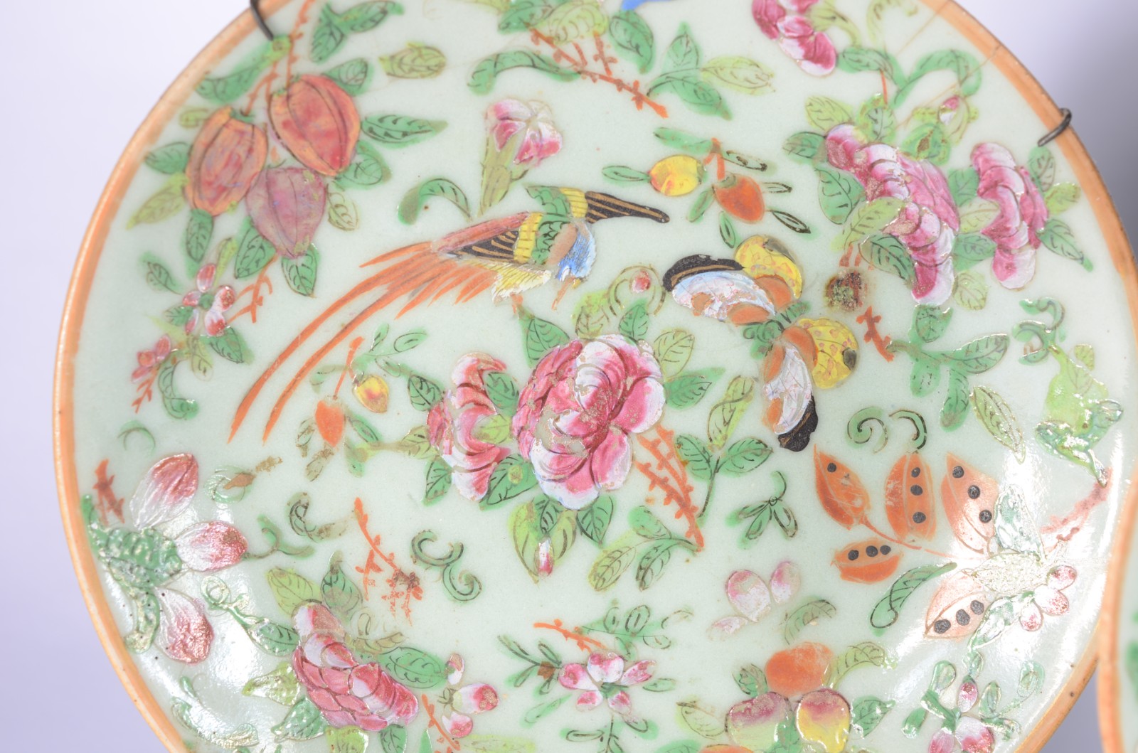 Conjunto com 4 pratos de porcelana chinesa celadon com pássaros e... - foto 3 de 10