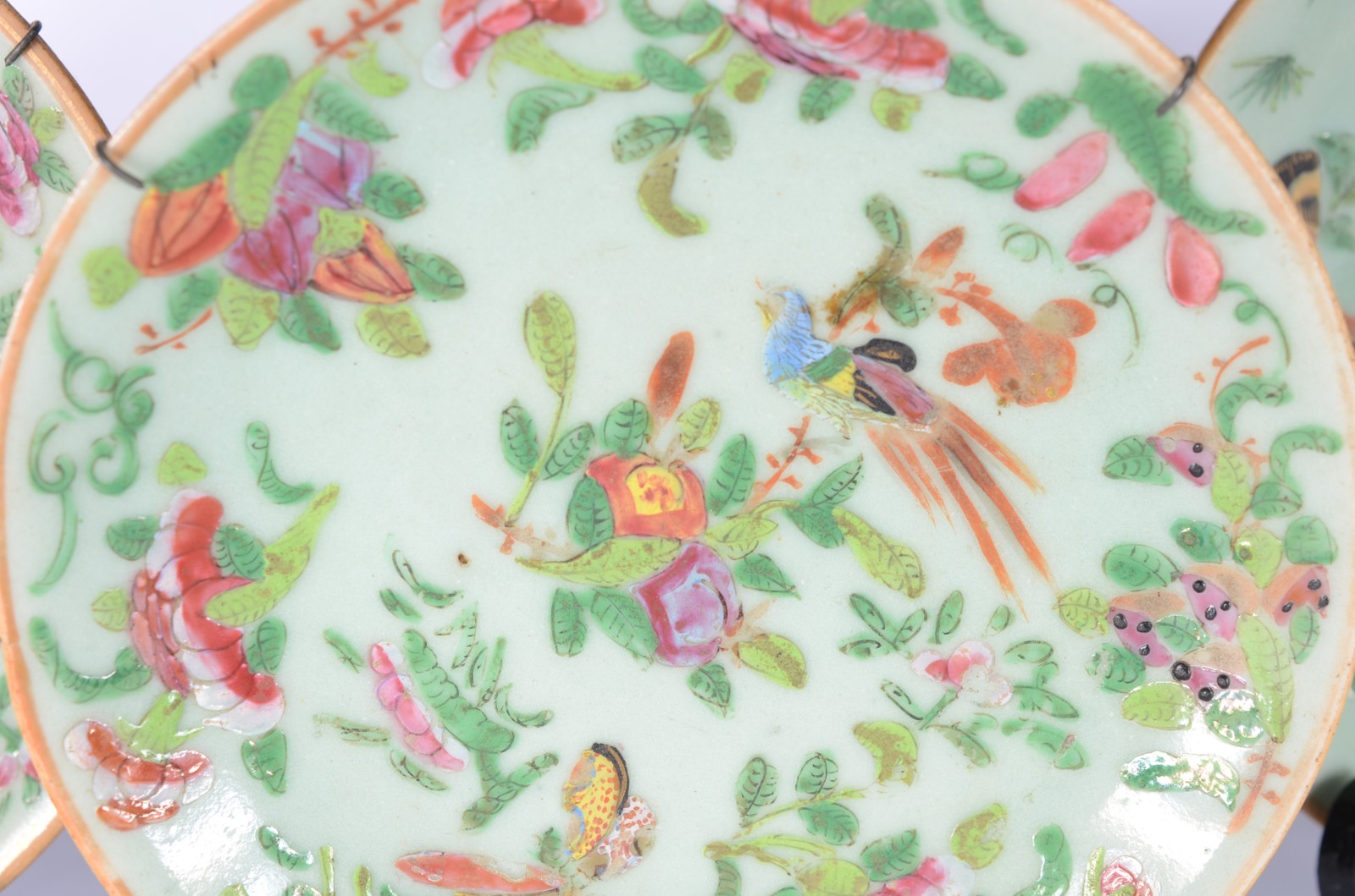 Conjunto com 4 pratos de porcelana chinesa celadon com pássaros e... - foto 4 de 10