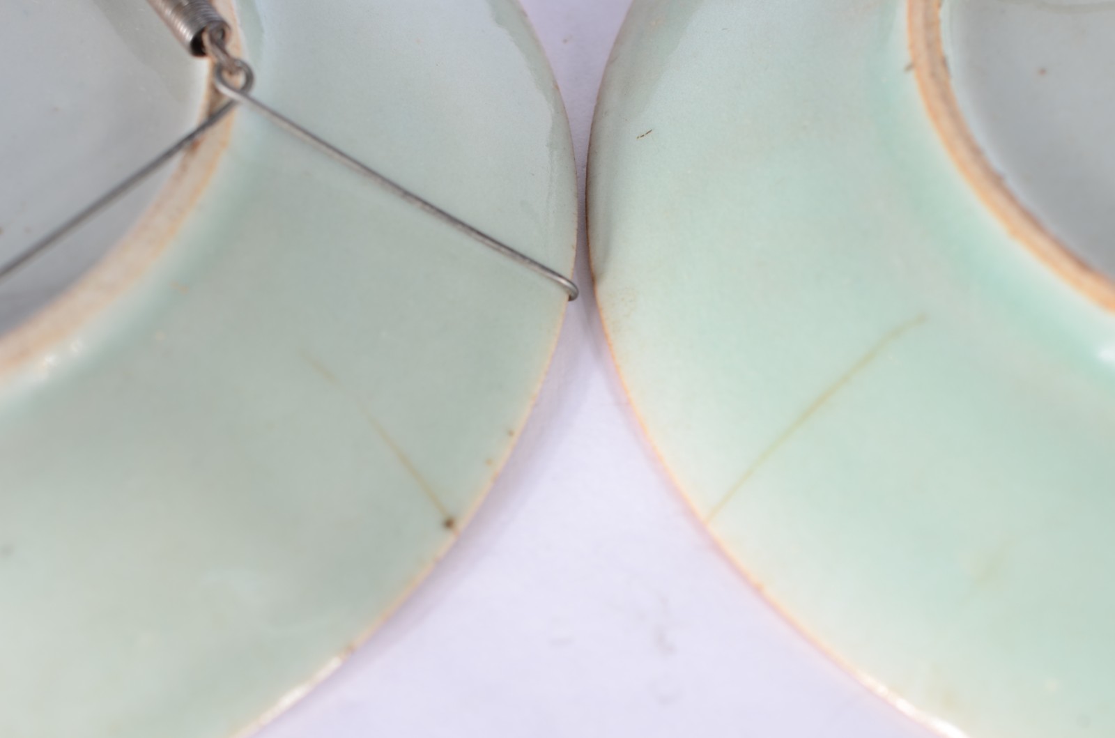 Conjunto com 4 pratos de porcelana chinesa celadon com pássaros e... - foto 8 de 10