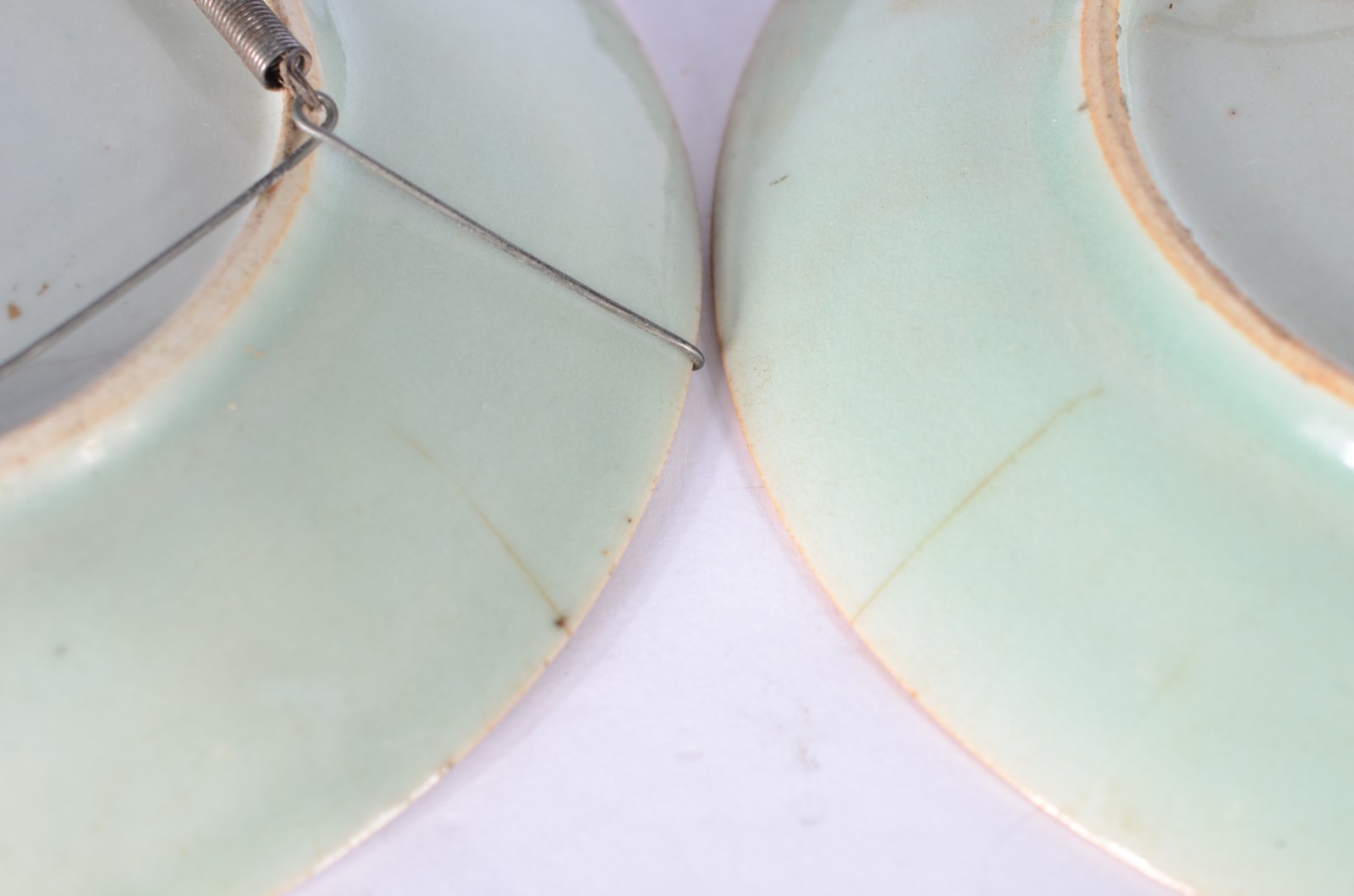 Conjunto com 4 pratos de porcelana chinesa celadon com pássaros e... - foto 9 de 10