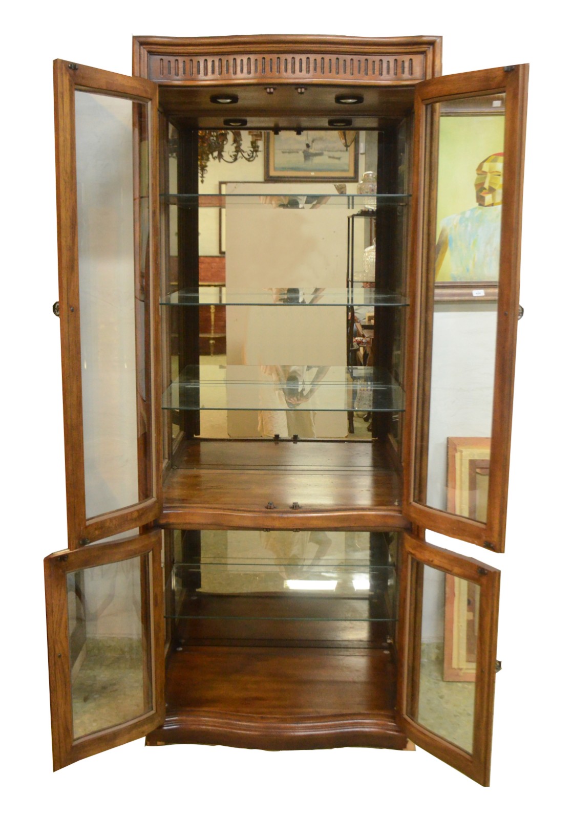 Vitrine americana de madeira nobre com 4 portas frontais de vidro... - foto 3 de 10
