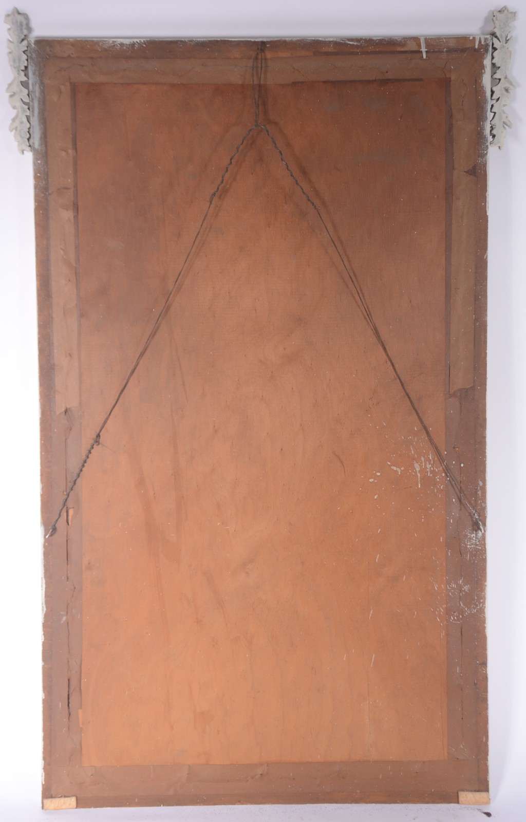 Espelho com moldura de madeira patinada e perolados, detalhes nos... - foto 3 de 3