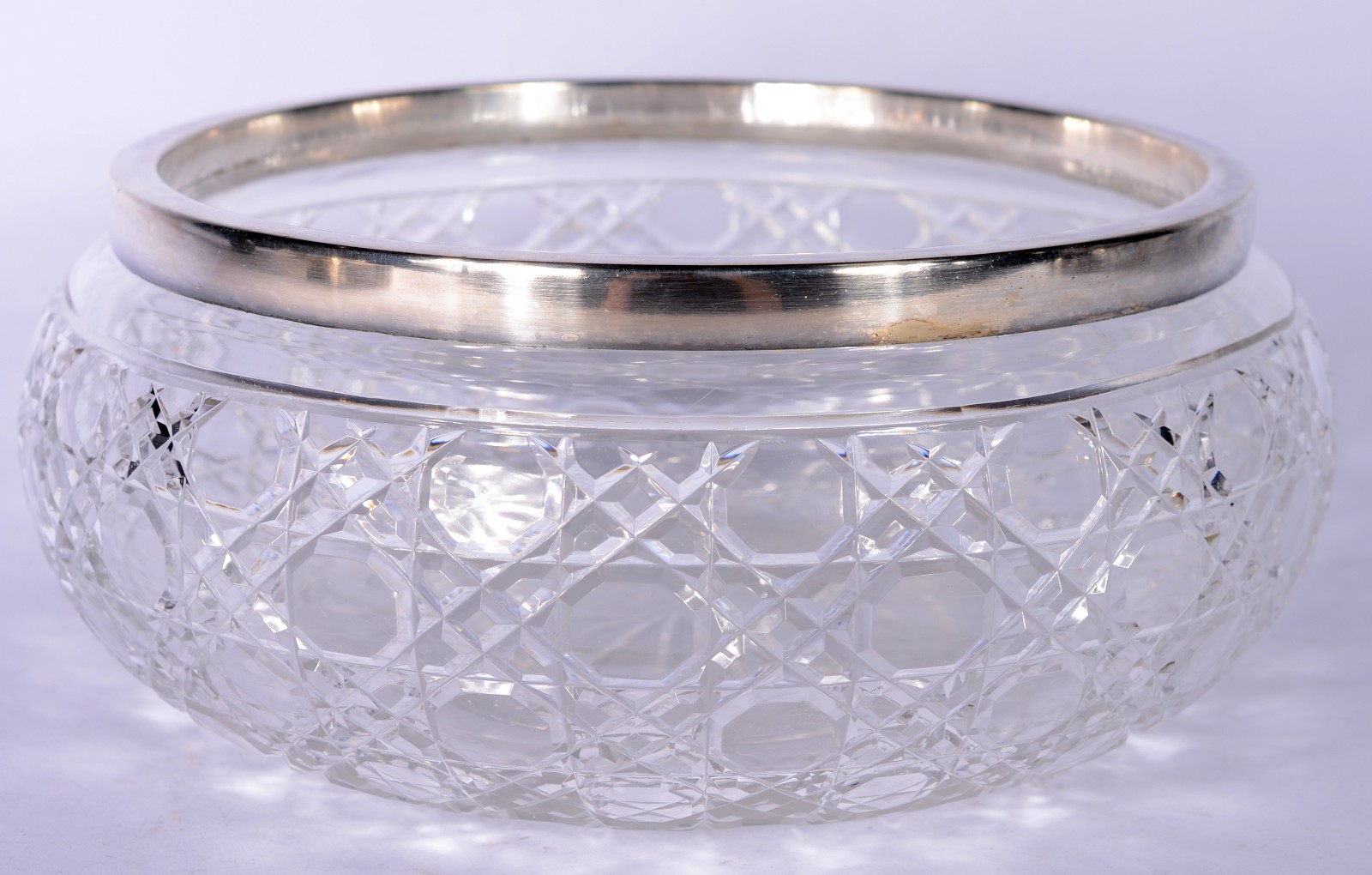 Bowl de cristal lapidação "tijolinho", borda de metal. - foto 1 de 5