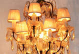 Lustre de metal para 10 luzes com placa de cris... - Lustre de metal para 10 luzes com placa de cristal bizotado