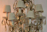 Lustre de metal para 10 luzes com placa de cris... - Lustre de metal para 10 luzes com placa de cristal bizotado