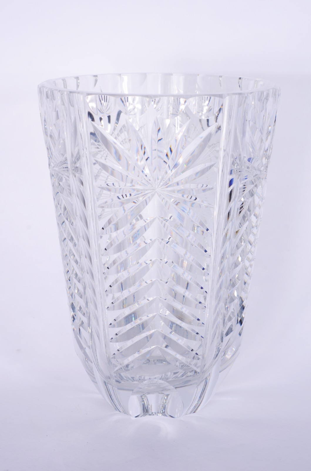 Vaso de cristal tcheco lapidado. - foto 1 de 7