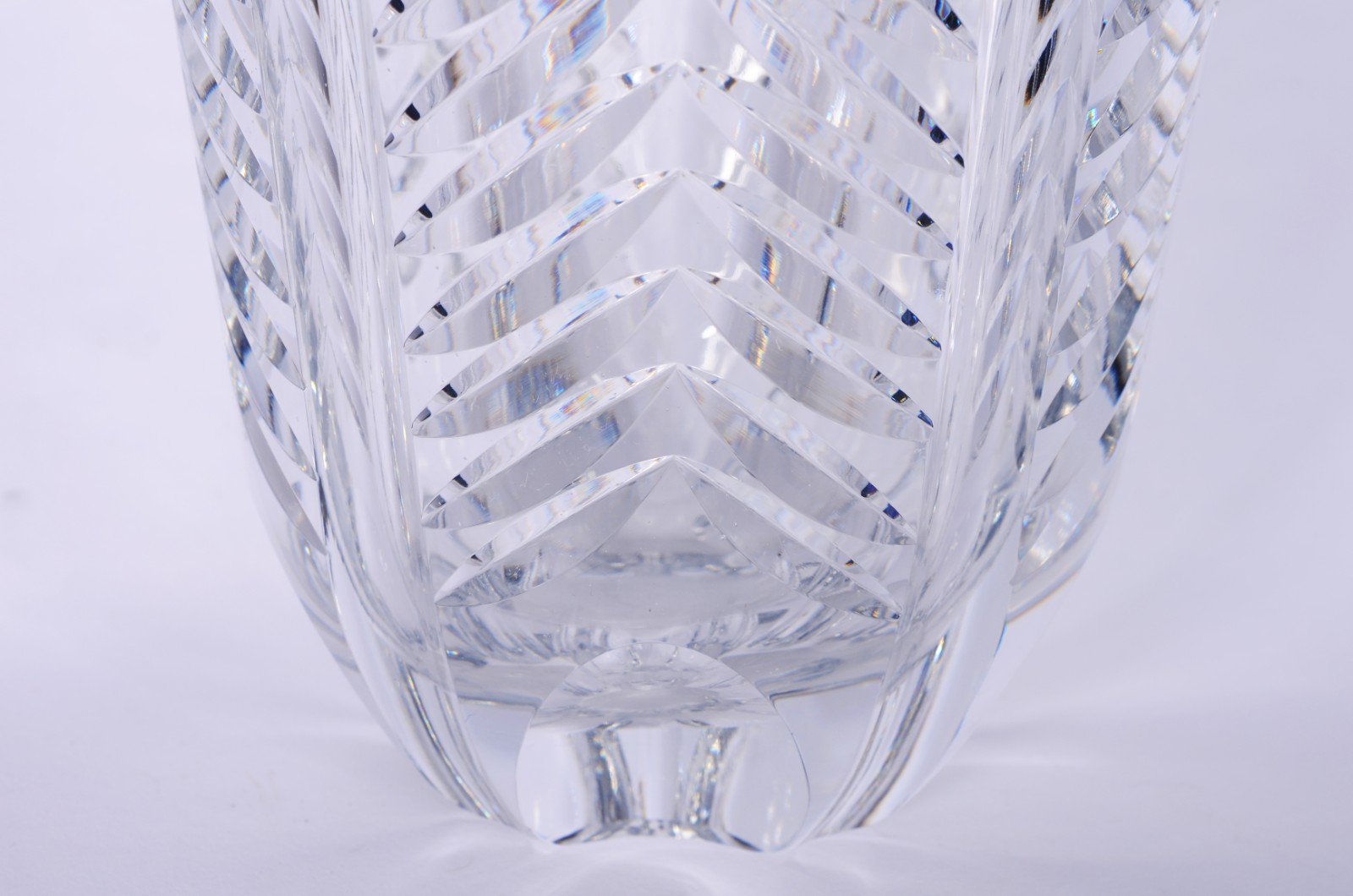 Vaso de cristal tcheco lapidado. - foto 3 de 7