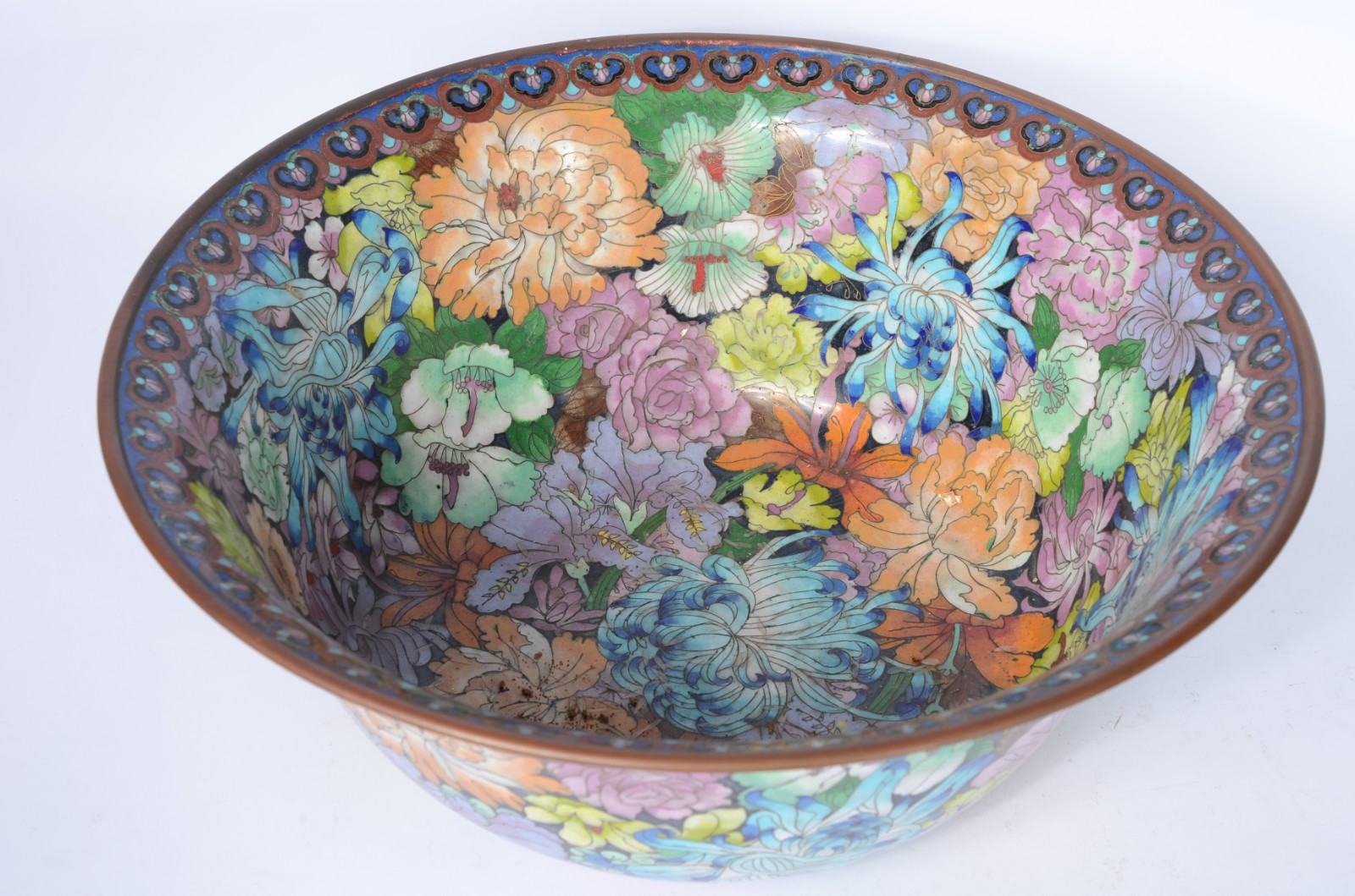 Bowl de cloisonné chines, decoração floral em policromia, base de... - foto 3 de 4