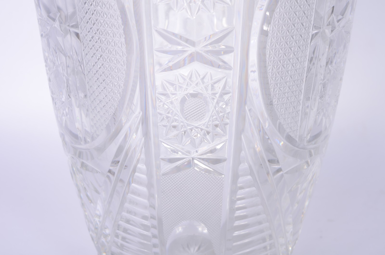 Vaso de cristal tcheco lapidado. - foto 3 de 8
