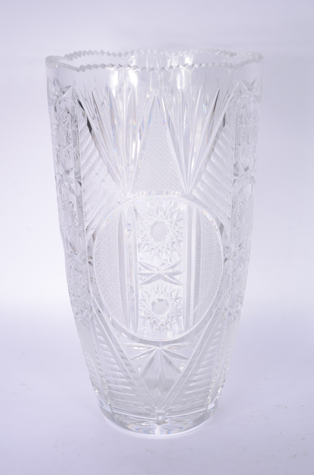 Vaso de cristal tcheco lapidado. - foto 6 de 8