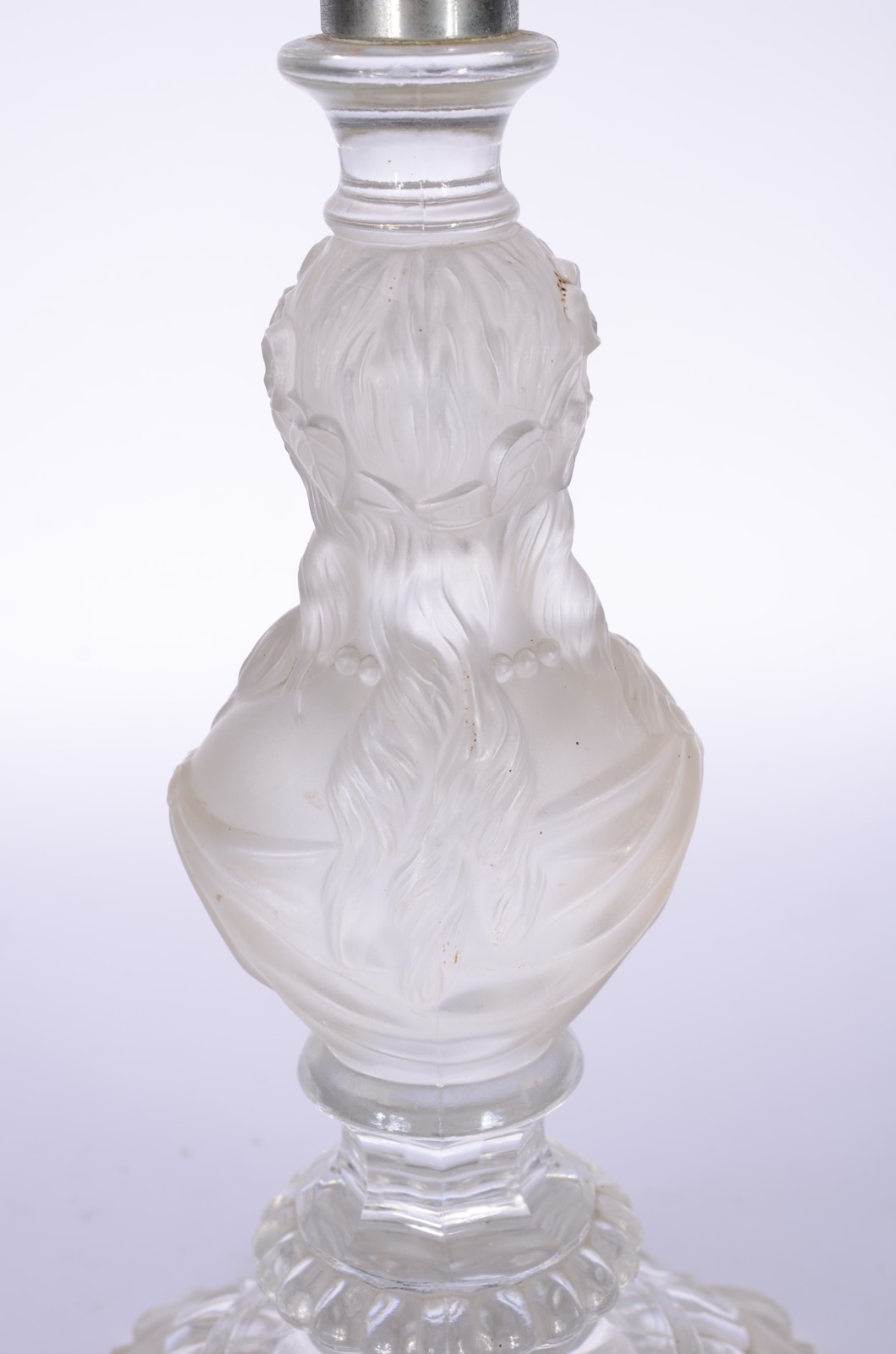 Fruteira/floreira de cristal frances, base decorada com busto de... - foto 5 de 6