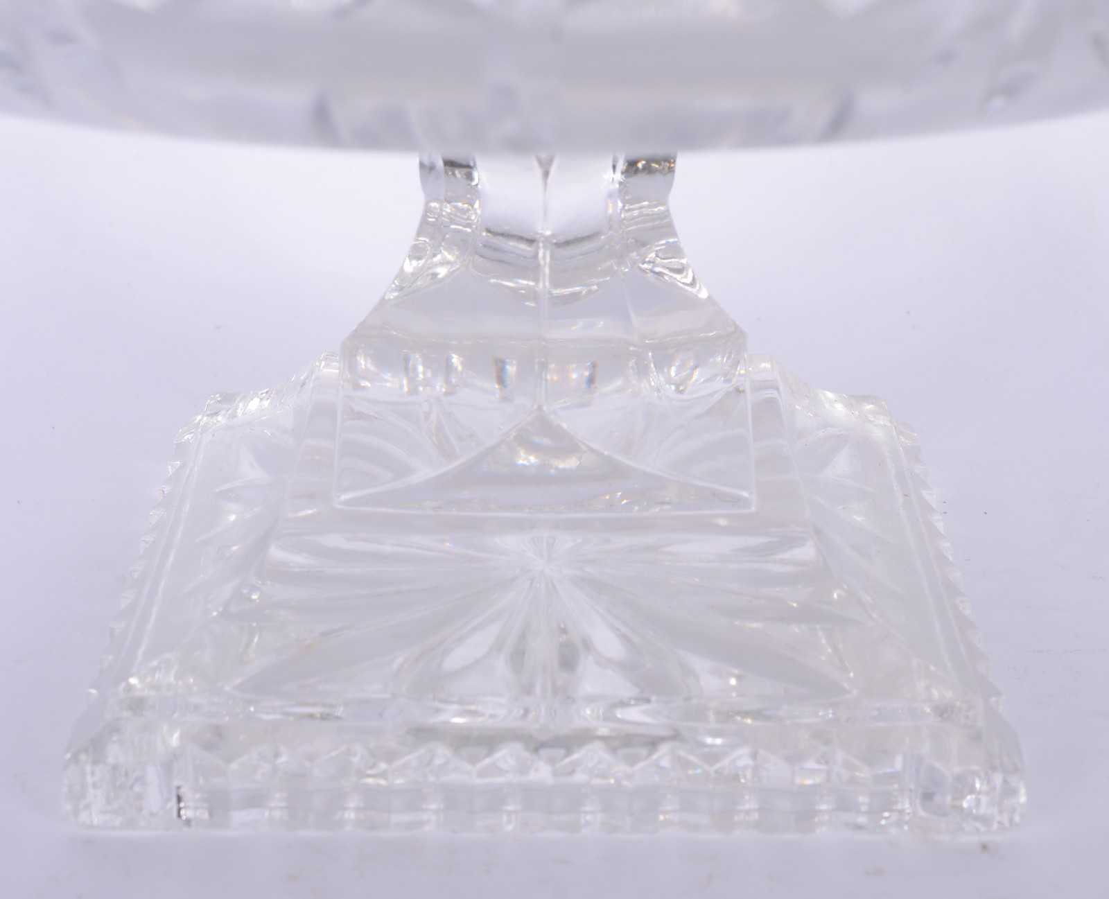 Três fruteiras de cristal tcheco lapidado. - foto 4 de 9