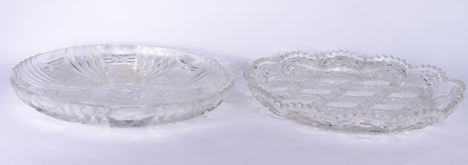 Dois pratos para bolo de cristal tcheco lapidado. - foto 1 de 9