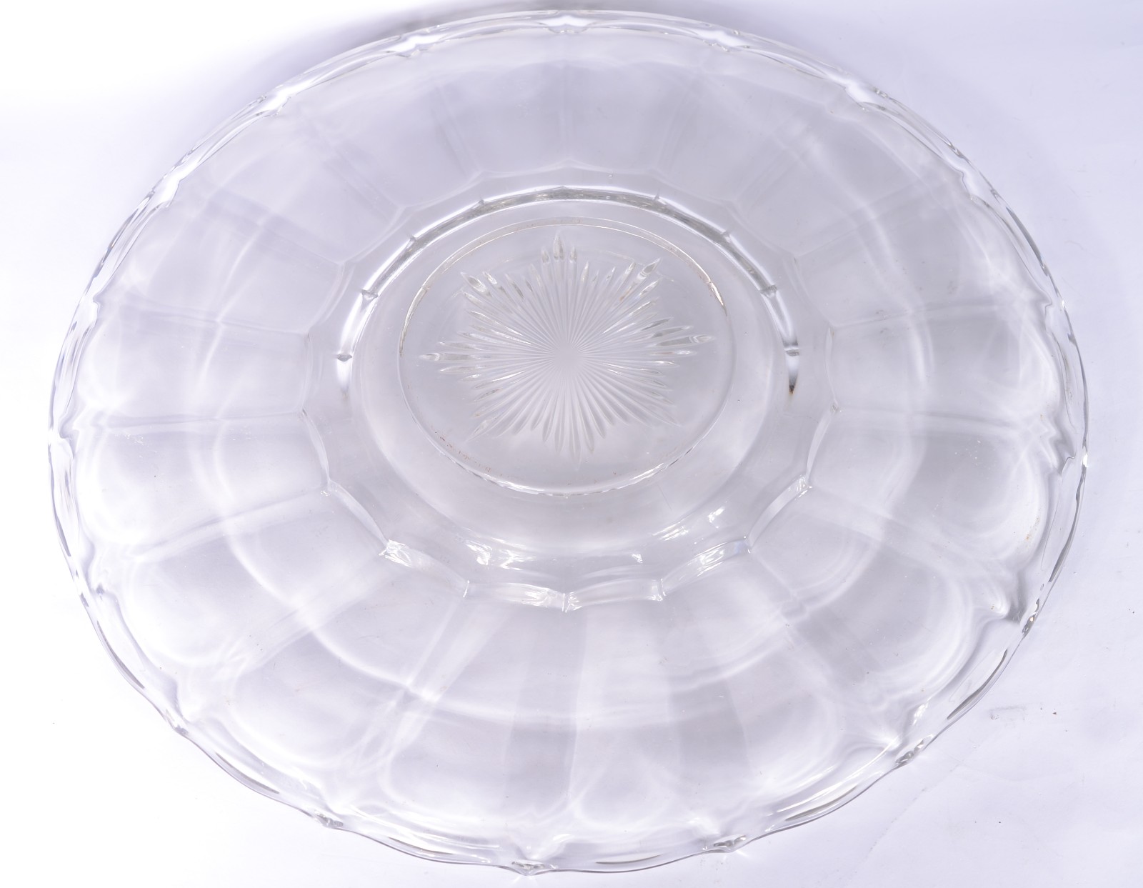 Grande prato para sobremesa de cristal europeu lapidado. - foto 6 de 7