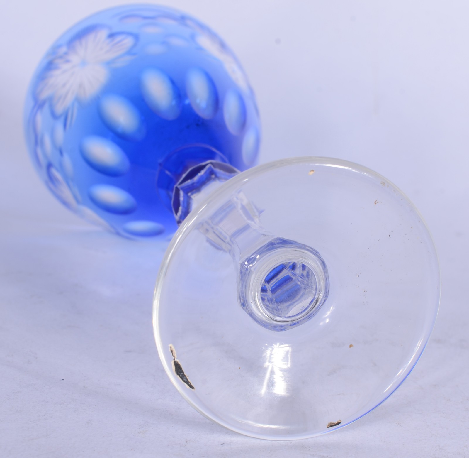 Conjunto com 4 cálices para licor de cristal doublé lapidado nas... - foto 3 de 3
