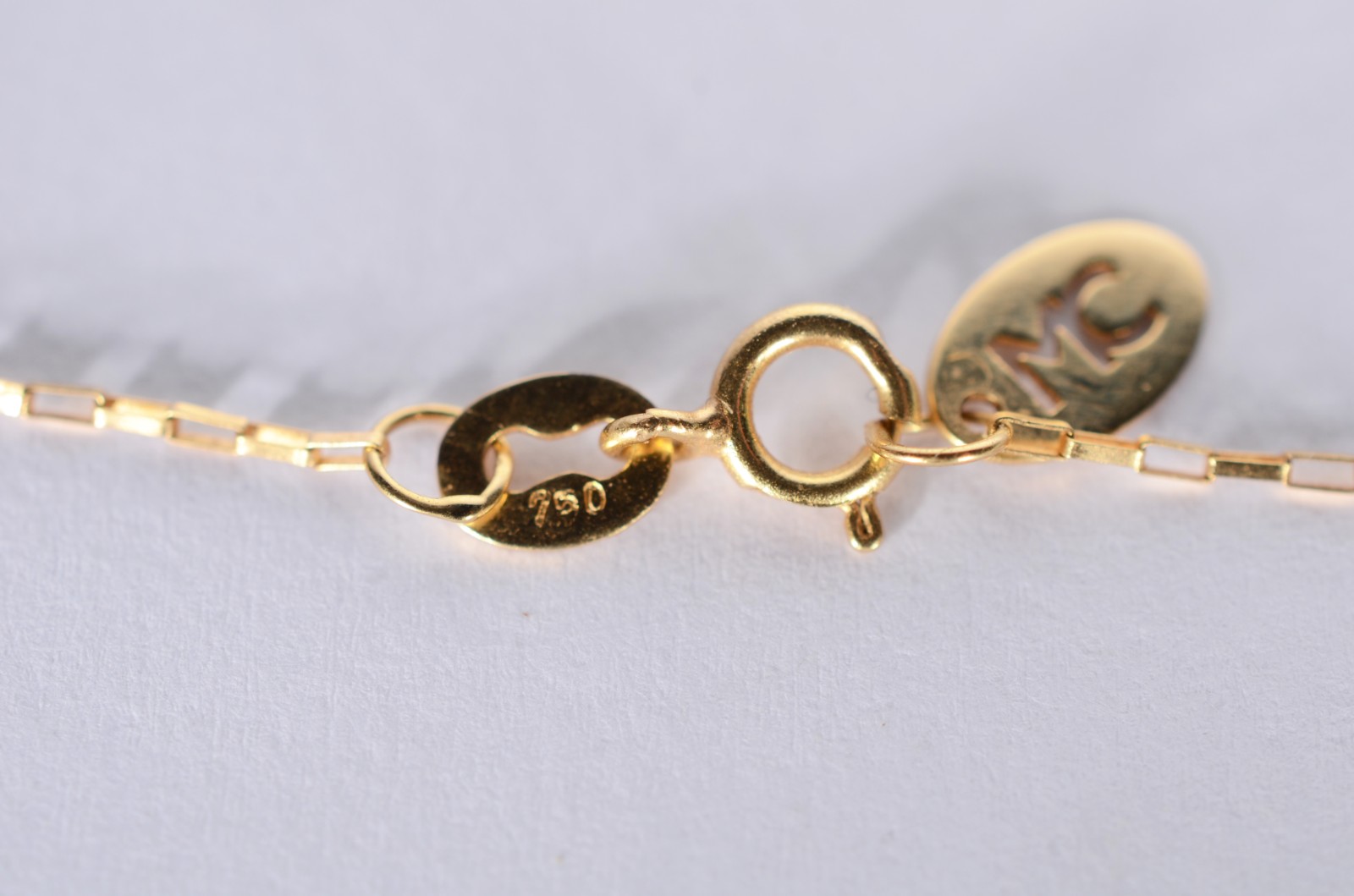 Colar de ouro 18 k., contraste 750 mls. (Por motivos de segurança a... - foto 4 de 6