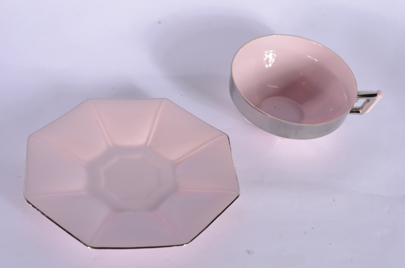 Serviço de chá de porcelana tcheca Epiag na cor rosa, composto de: 6... - foto 3 de 7