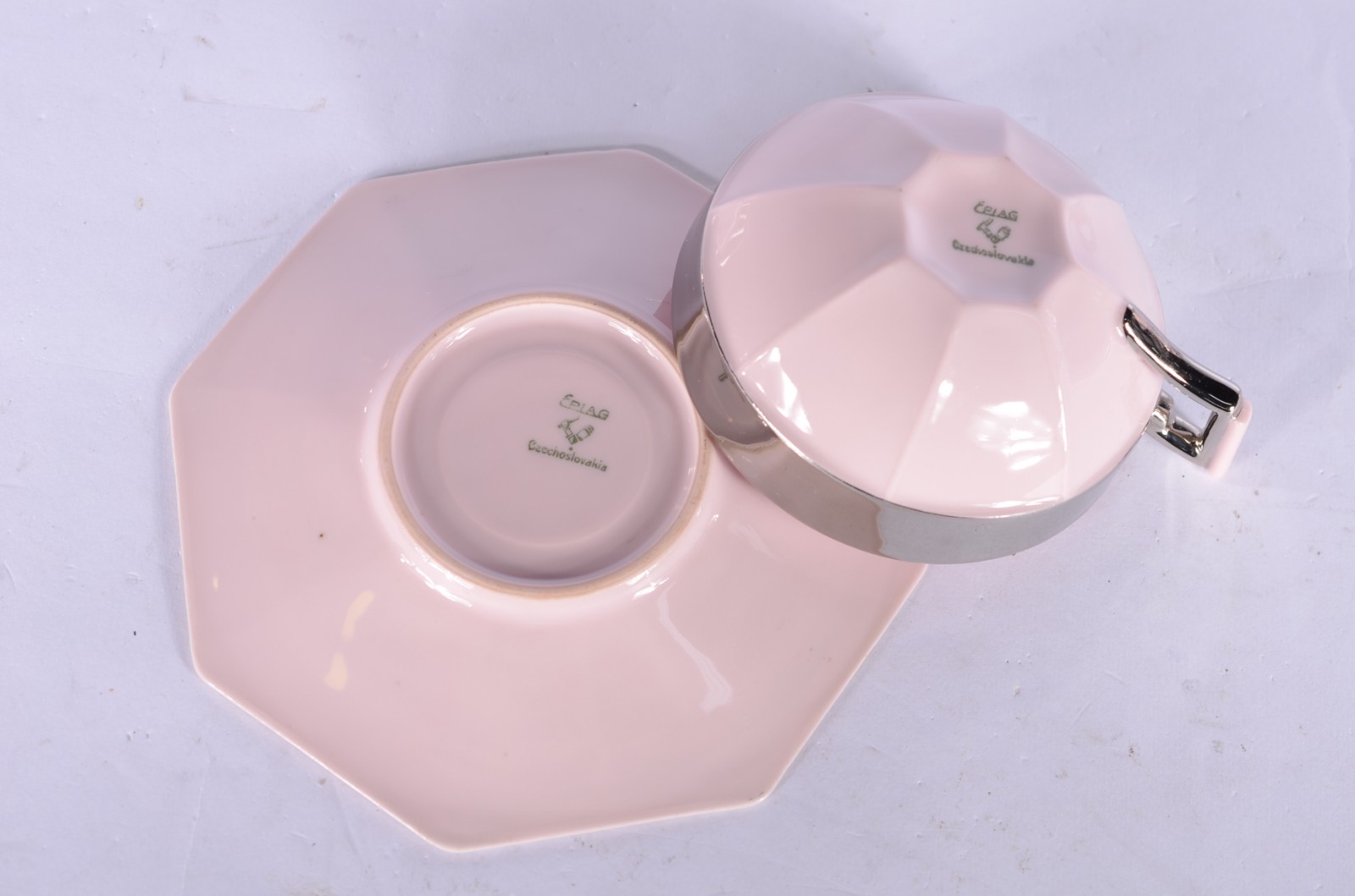 Serviço de chá de porcelana tcheca Epiag na cor rosa, composto de: 6... - foto 4 de 7