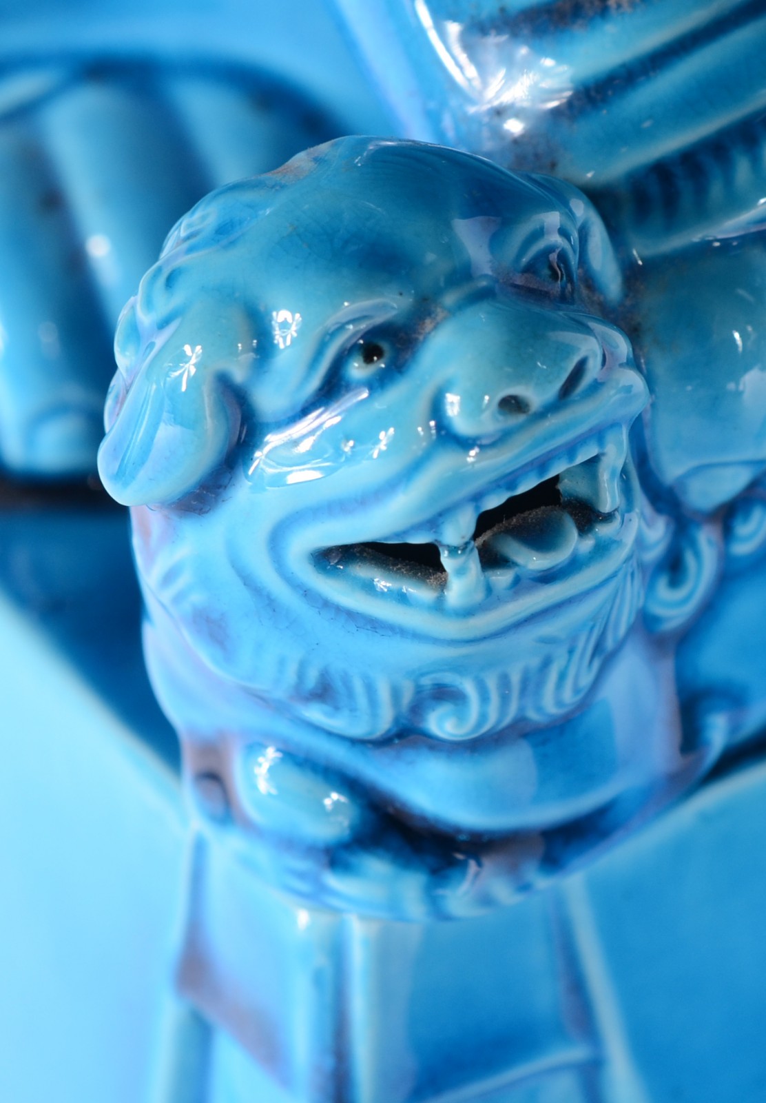 Par de grandes esculturas de porcelana chinesa azul turquesa... - foto 3 de 8