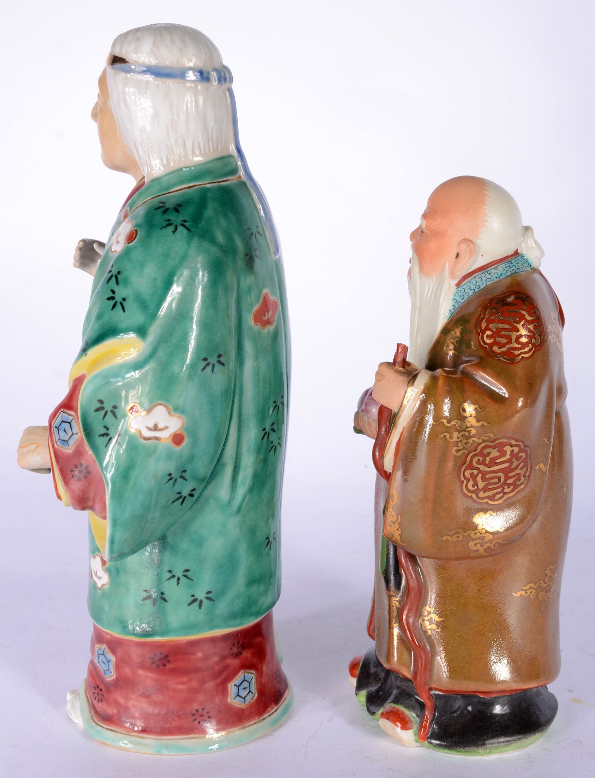 Duas esculturas de porcelana oriental policromada representando... - foto 3 de 10