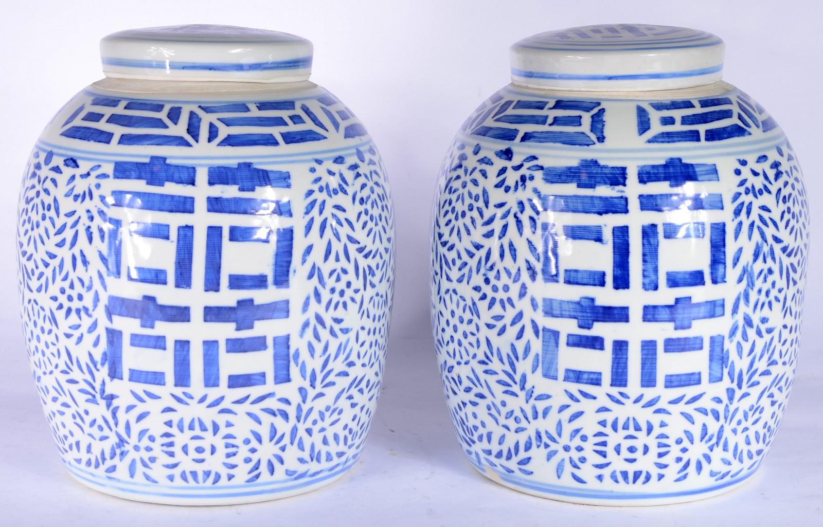 Par de potiches de porcelana chinesa azul e branca. - foto 1 de 6