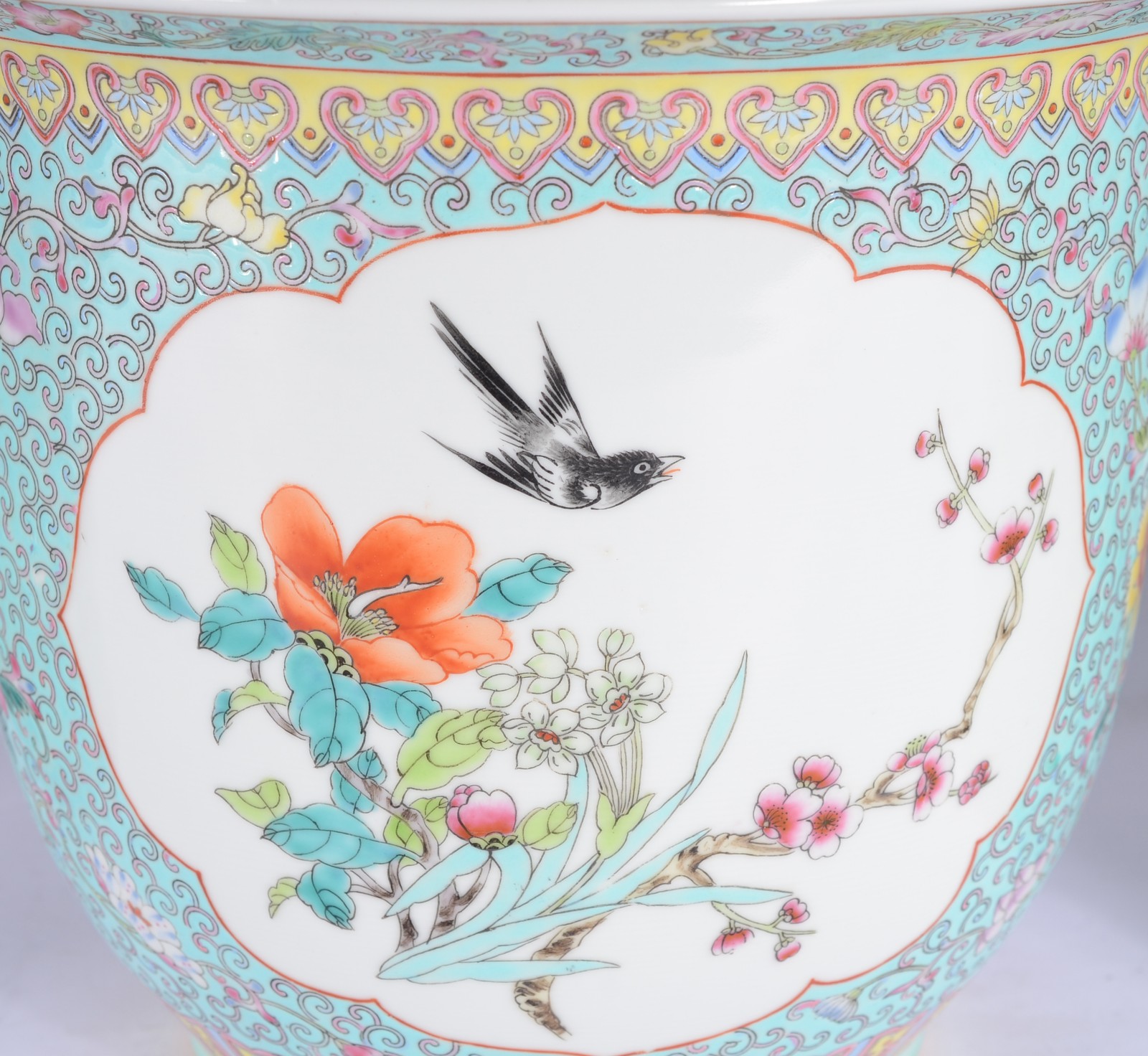 Três cachepots de porcelana chinesa, decorações com pássaros e flores... - foto 3 de 6
