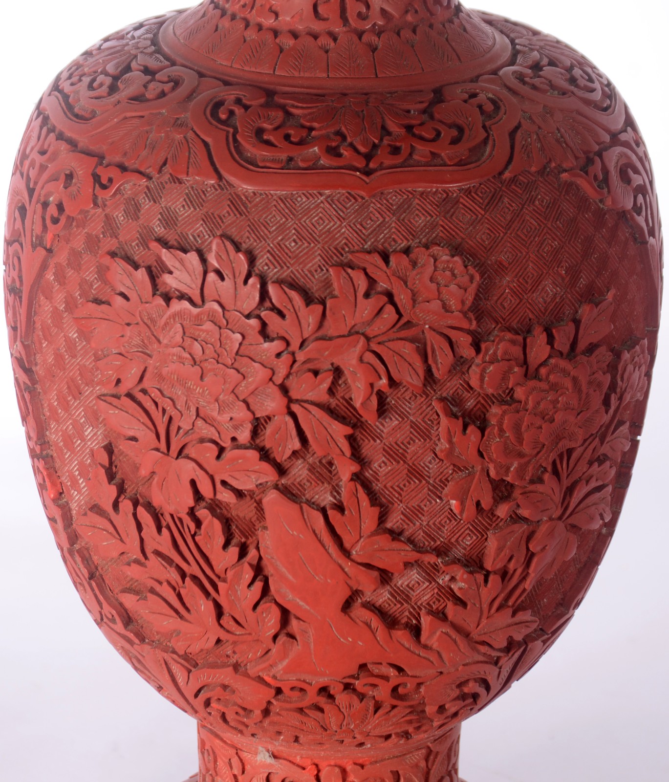 Par de abatjoures de lacca vermelha chinesa com cúpulas. - foto 4 de 4