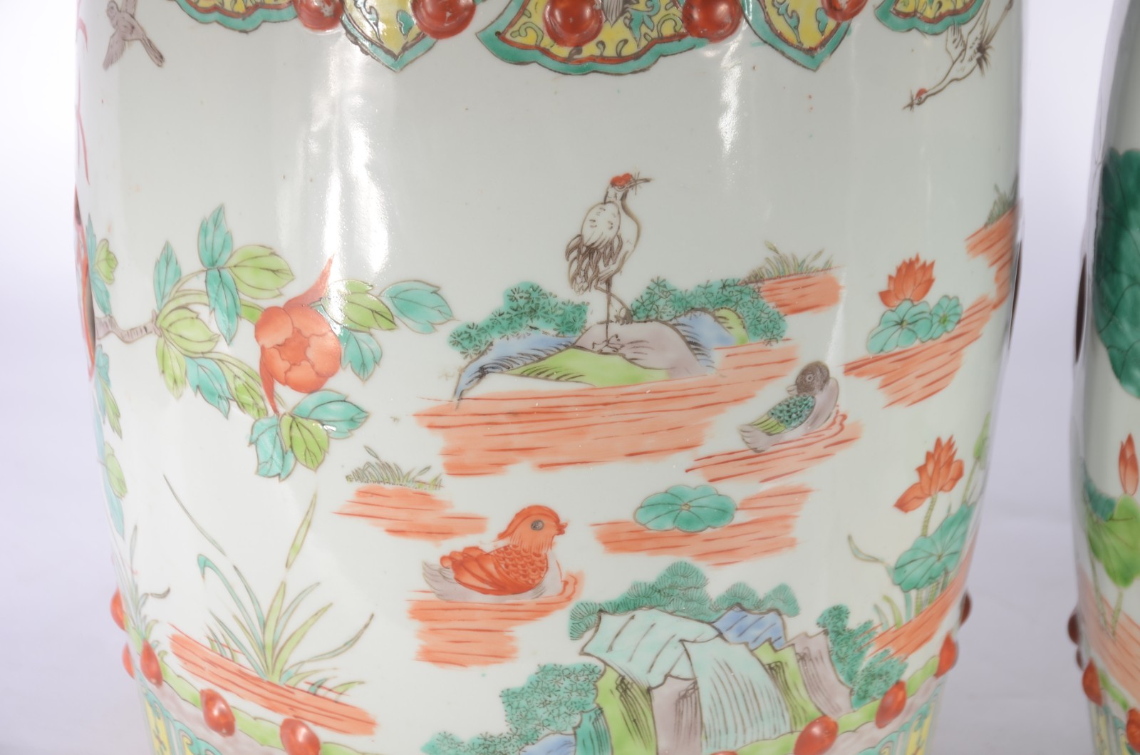 Par de Seat garden de porcelana chinesa decorados com aves e flores... - foto 2 de 5