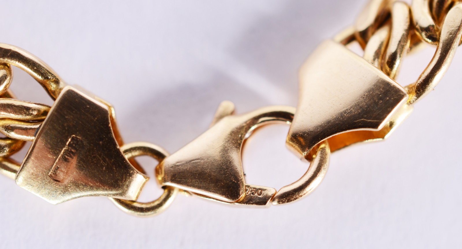Pulseira de ouro 18 k., contraste 750 mls. (Por motivos de segurança... - foto 5 de 7