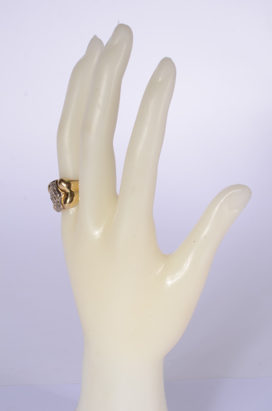 Anel de ouro 18 k., contraste 750 mls com aproximadamente 22... - foto 6 de 7
