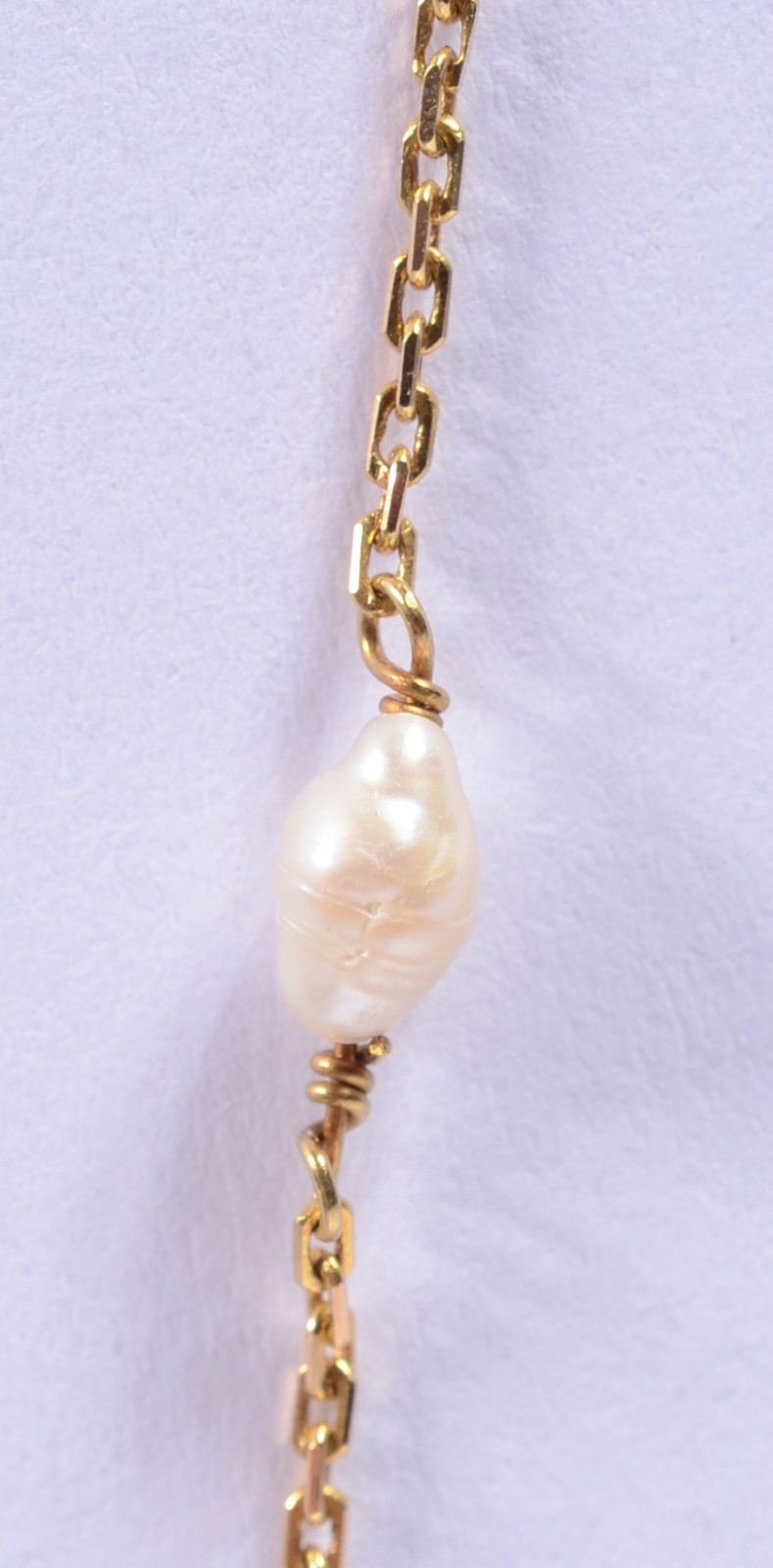 Colar com pendente de ouro 18 k., contraste 750 mls. (Por motivos de... - foto 3 de 4