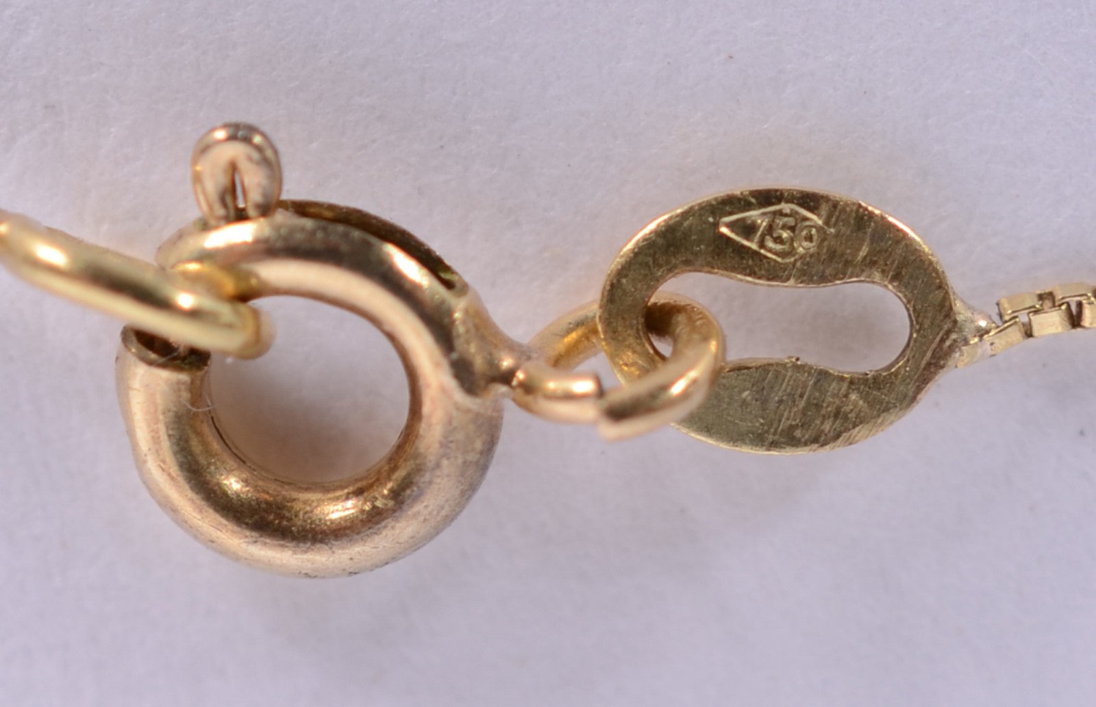 Gargantilha de ouro 18 k., contraste 750 mls. (Por motivos de... - foto 4 de 4