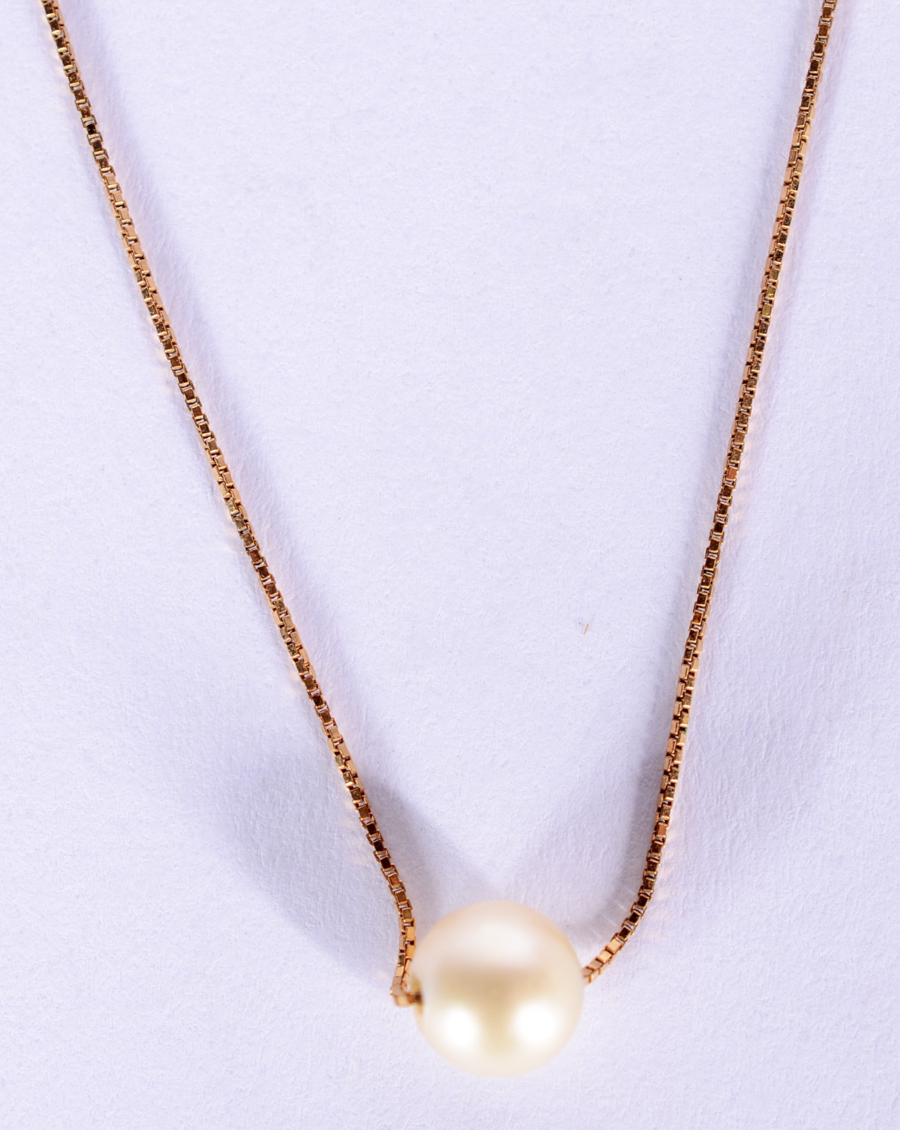 Colar com pendente de ouro 18 k., contraste 750 mls. (Por motivos de... - foto 2 de 4