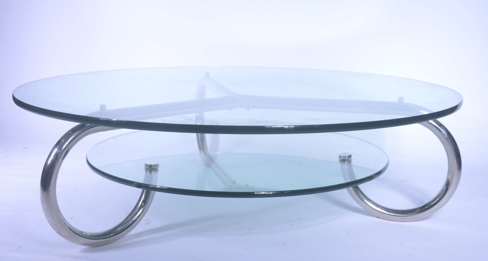 Mesa de centro com tampo de vidro redondo em dois estágios, base de... - foto 1 de 6