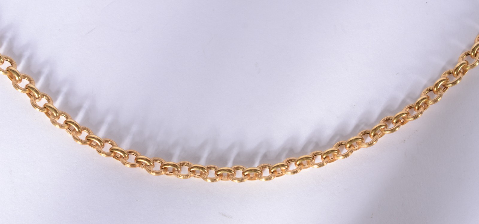 Colar de ouro 18 k., elos portugueses. (Por motivos de segurança a... - foto 2 de 5