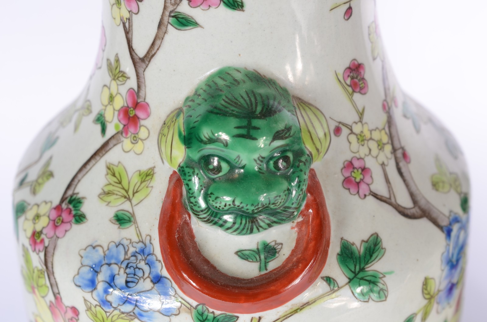 Par de vasos de porcelana chinesa decoração floral em policromia... - foto 3 de 6