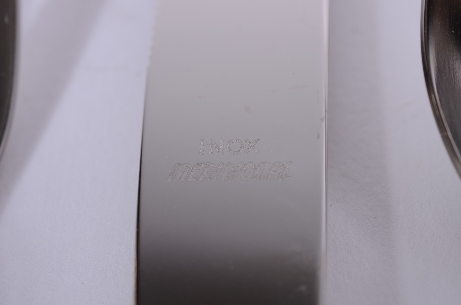 Faqueiro de aço inox da Roberto Simões, composto de: 12 garfos, 12... - foto 9 de 10