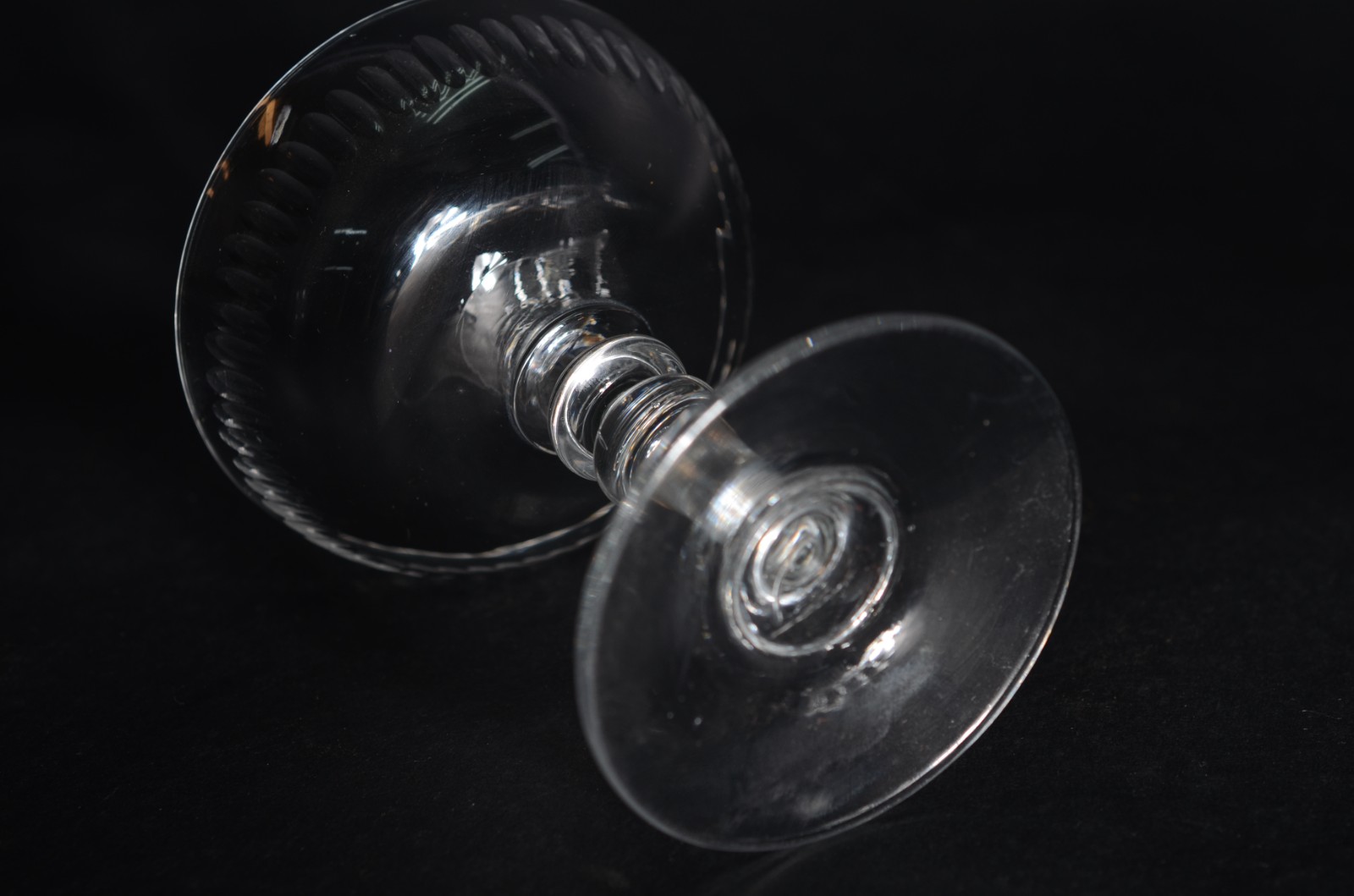 Conjunto com 10 taças de cristal para champagne. - foto 4 de 4