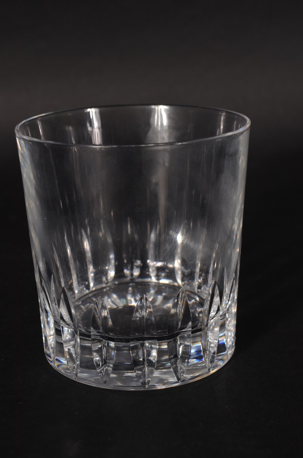 Serviço de cristal lapidado, composto de 12 flutes para champagne, 8... - foto 2 de 5