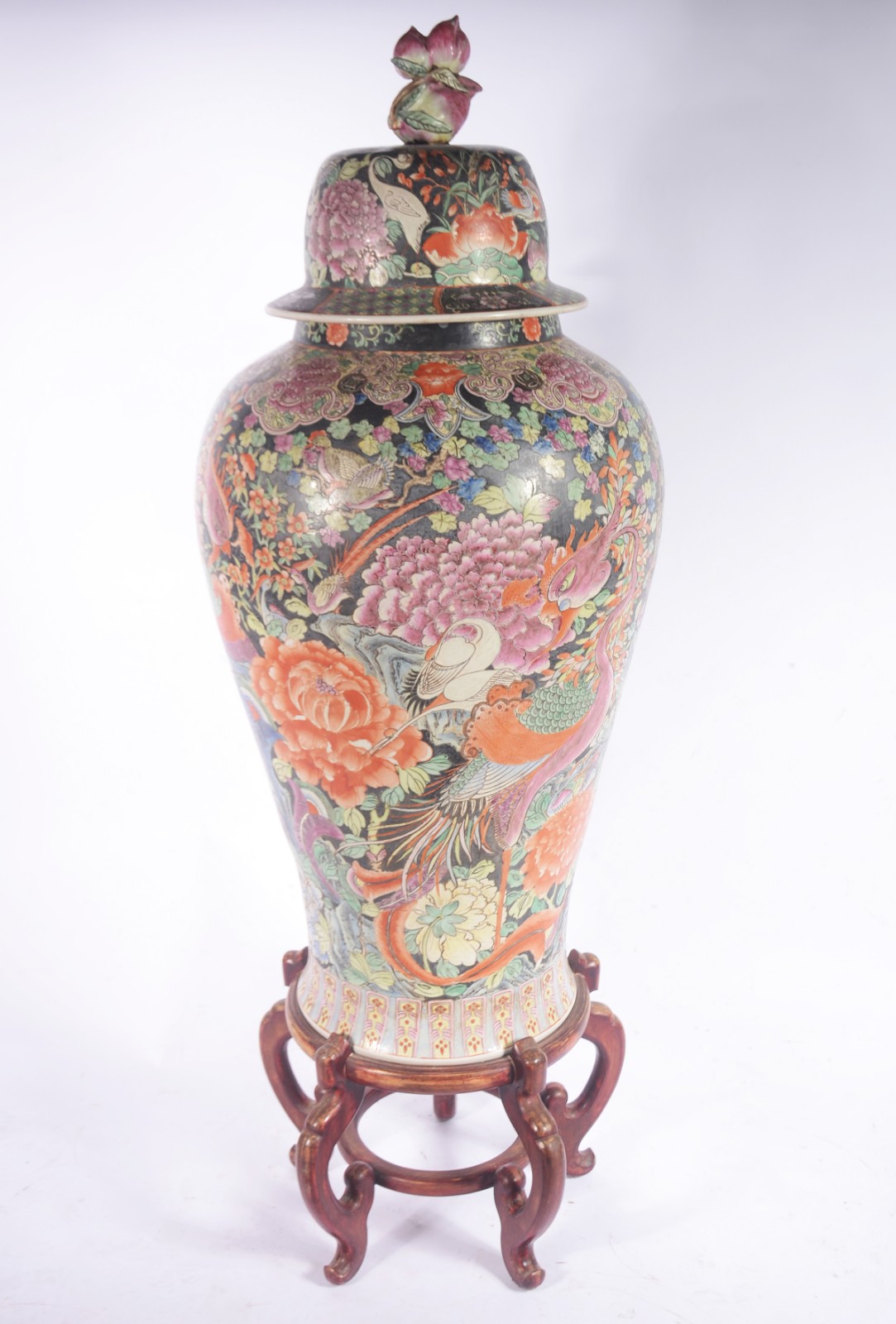 Grande potiche de porcelana chinesa decorado com aves e flores em... - foto 1 de 10