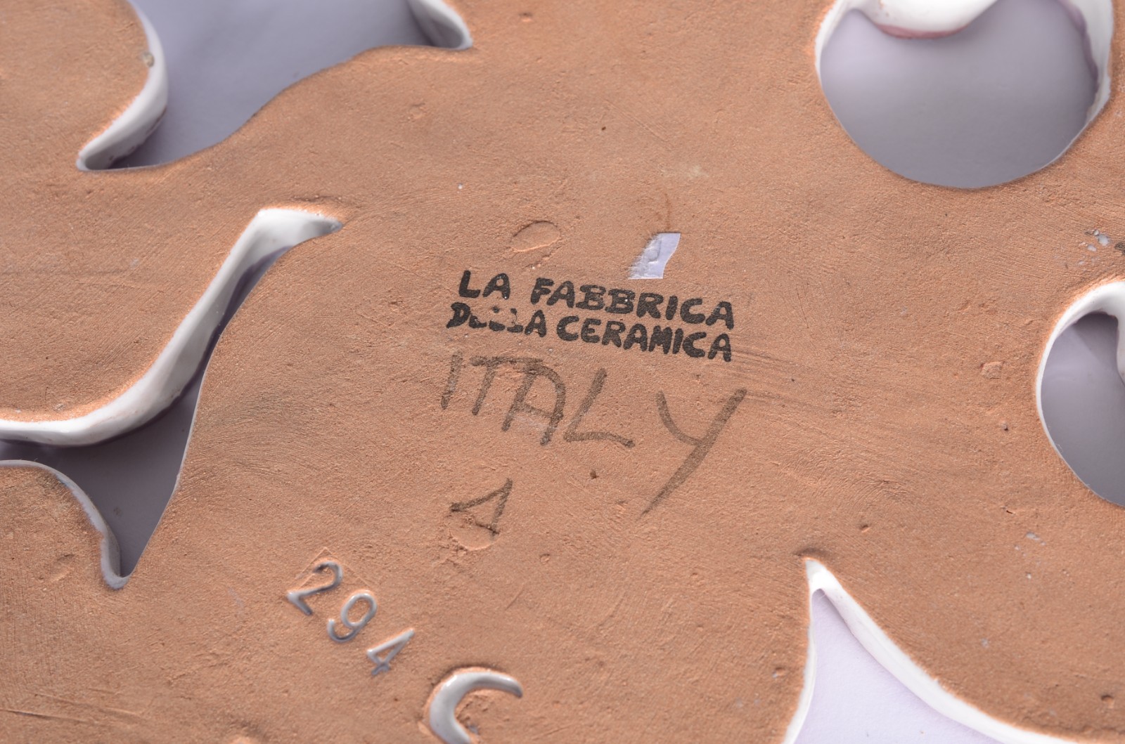 Quatro peças decorativas de cerâmica italiana policromada. - foto 7 de 7