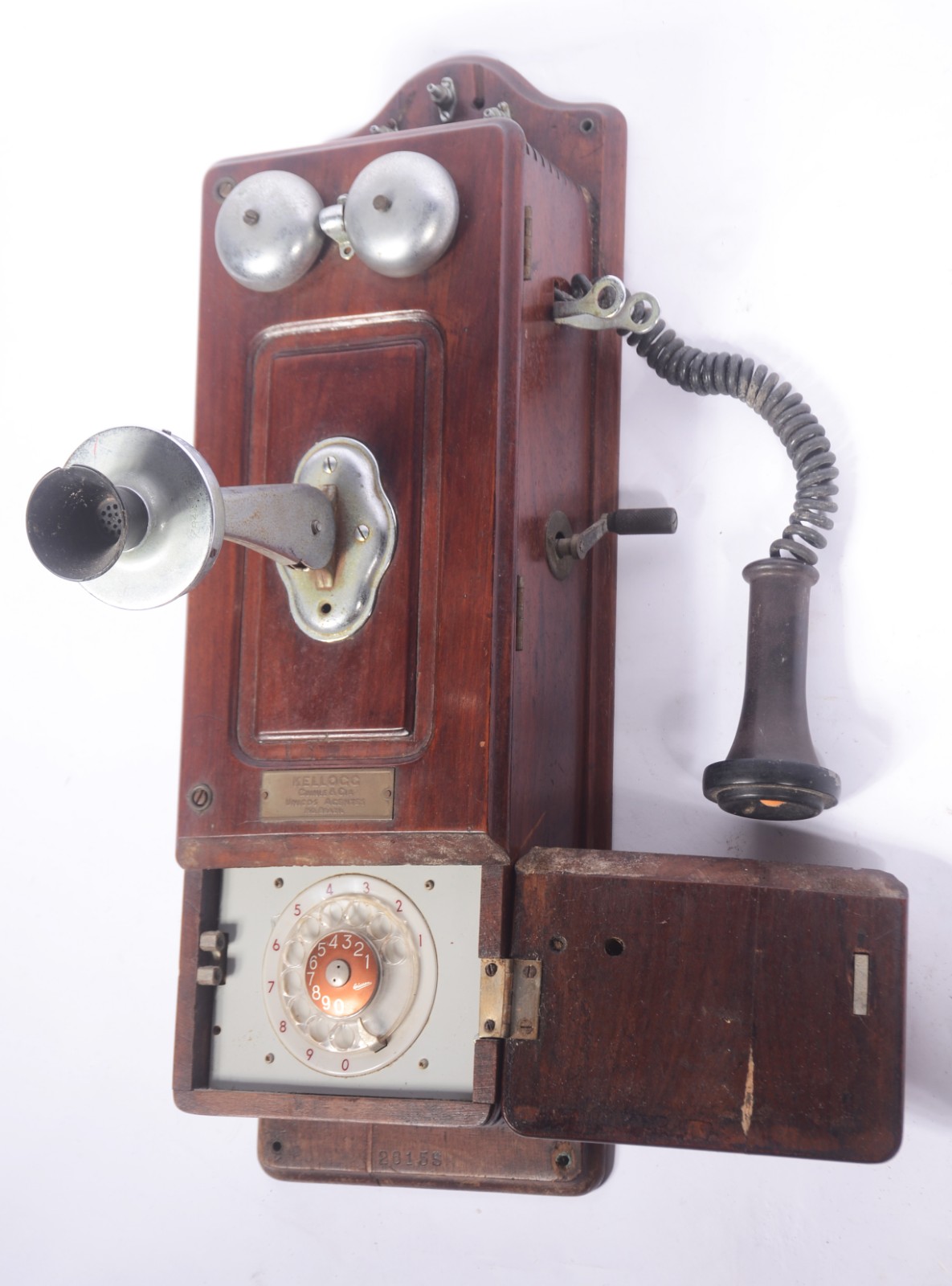 Antigo telefone americano de parede da marca "Kellogg" com caixa em... - foto 2 de 10