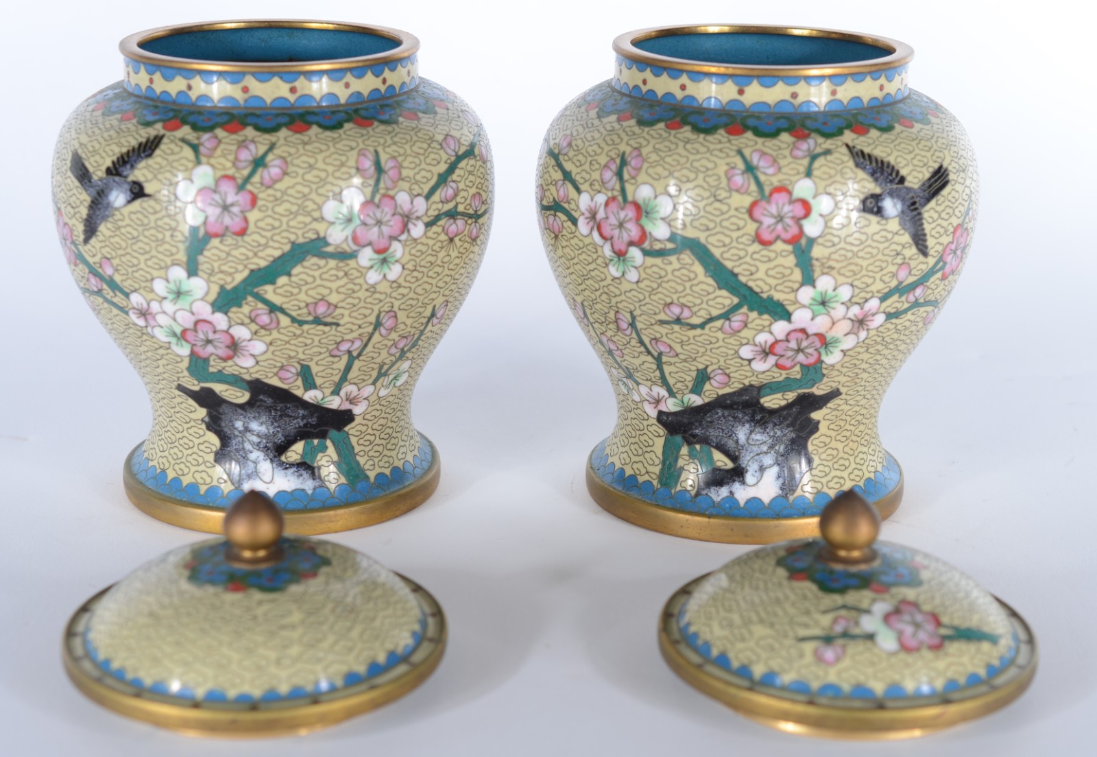 Par de potiches de cloisonné oriental decorados com flores e pássaros... - foto 4 de 5