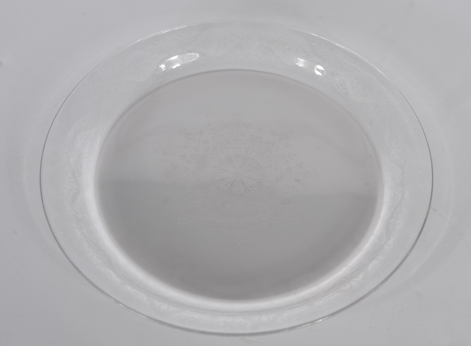 Queijeira com presentoir de cristal europeu lavrado e pega de prata. - foto 8 de 9