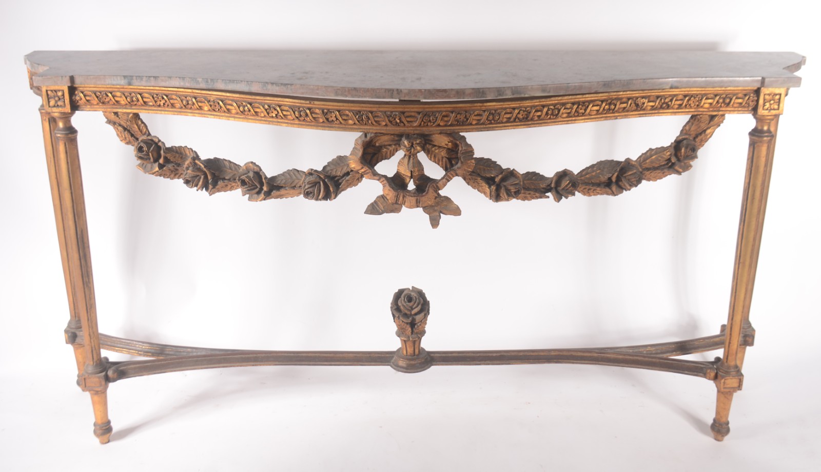 Console de madeira nobre dourada, saia entalhada com guirlandas... - foto 2 de 8