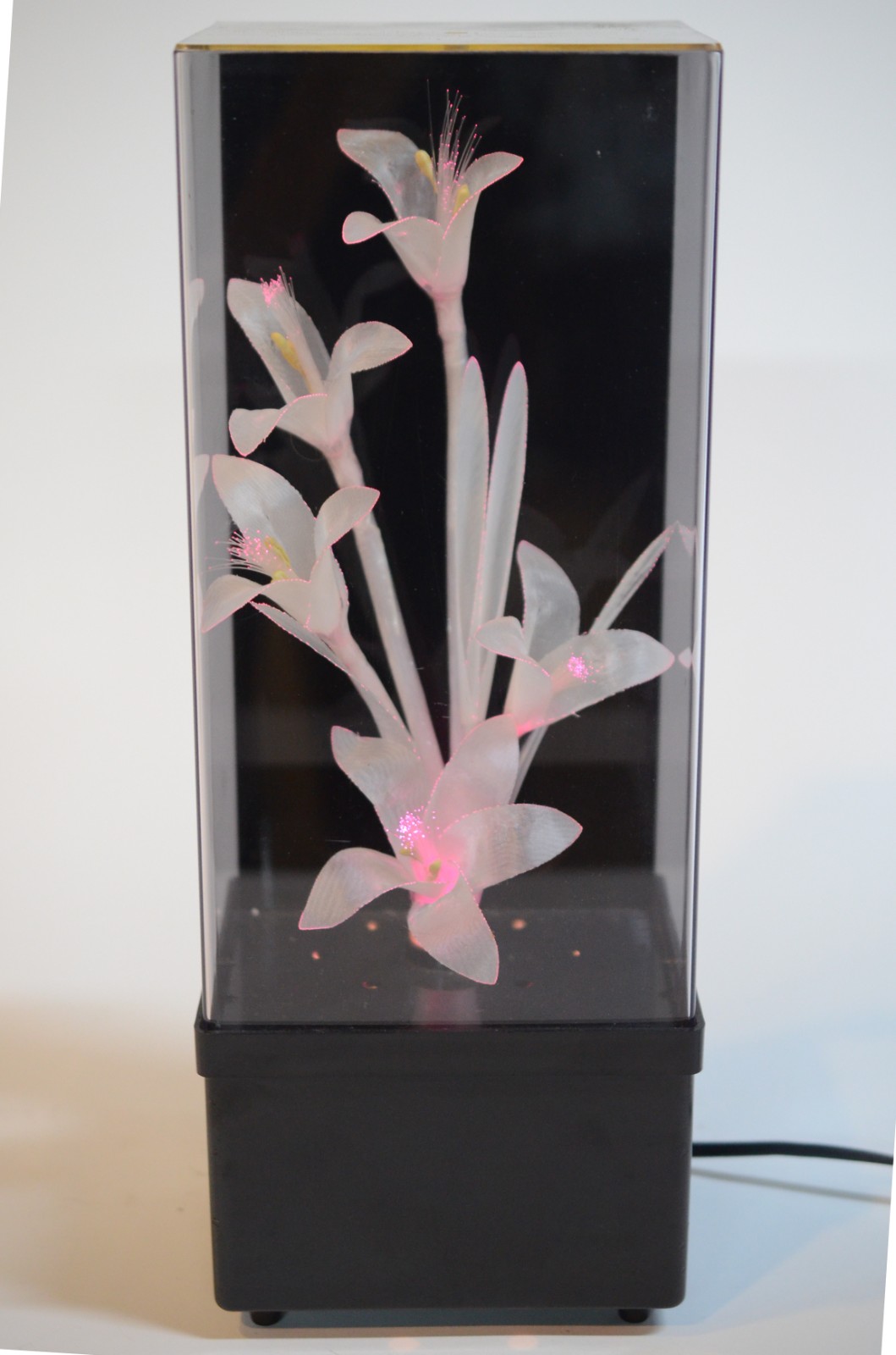 Peça decorativa no feitio de flor com iluminação em diversas cores. - foto 5 de 8