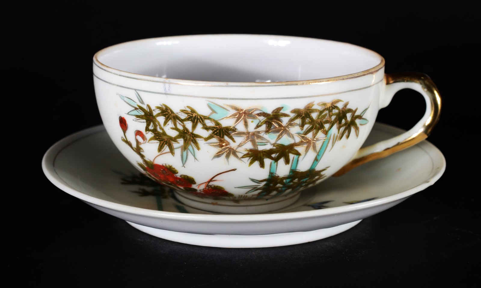 Parte de serviço de porcelana oriental para chá, composto de: 4... - foto 2 de 9
