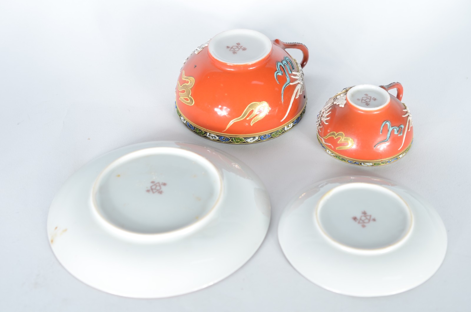 Serviço de porcelana oriental para chá e café, decorado com figuras... - foto 6 de 9